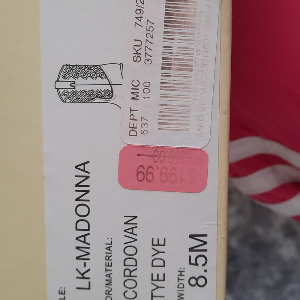 Shoes - Picture 7 of 10